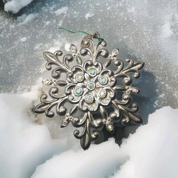 LENOX Sparkle and Scroll Multi-Crystal Snowflake Ornament Silverplate 851325 - Picture 1 of 7